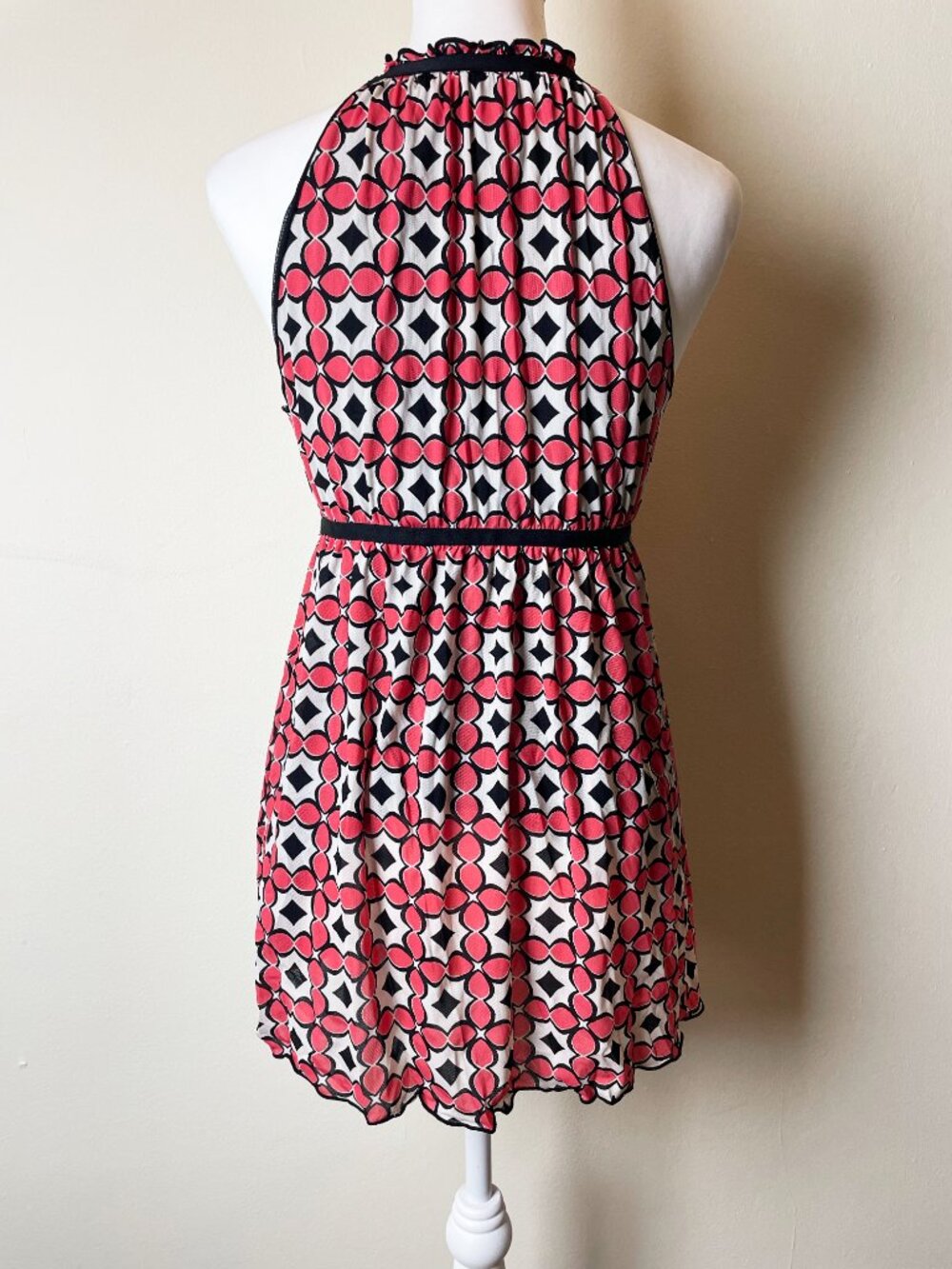 Max Studio Sleeveless Women's Halter Retro Top | Abstract Design Size S EUC - Picture 6 of 10